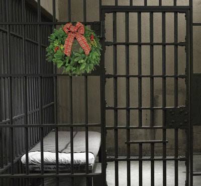 Prison wreath